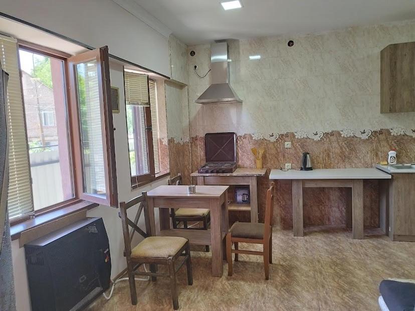 Apartment In Mtskheta, With Beautiful Nature, 100 Meter From Center ภายนอก รูปภาพ